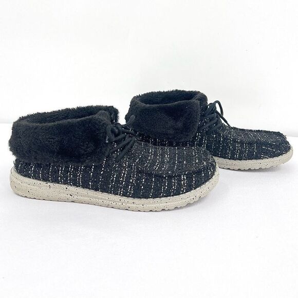 Hey Dude Britt Boucle Black Metallic Thread Fur Cuff Lined Ankle Boots Size 6 - Picture 2 of 11